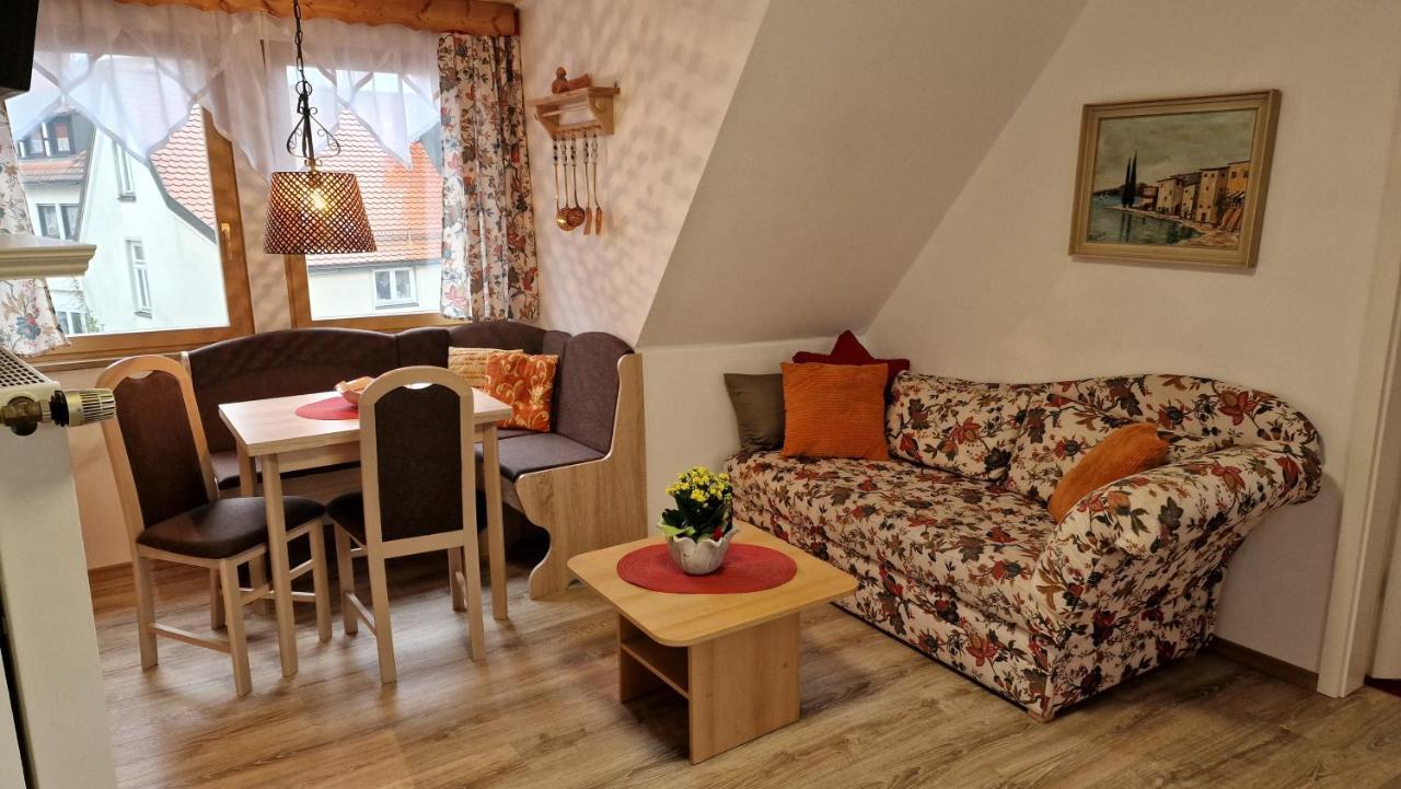 Haus Jutta Hotell Goessweinstein Exteriör bild